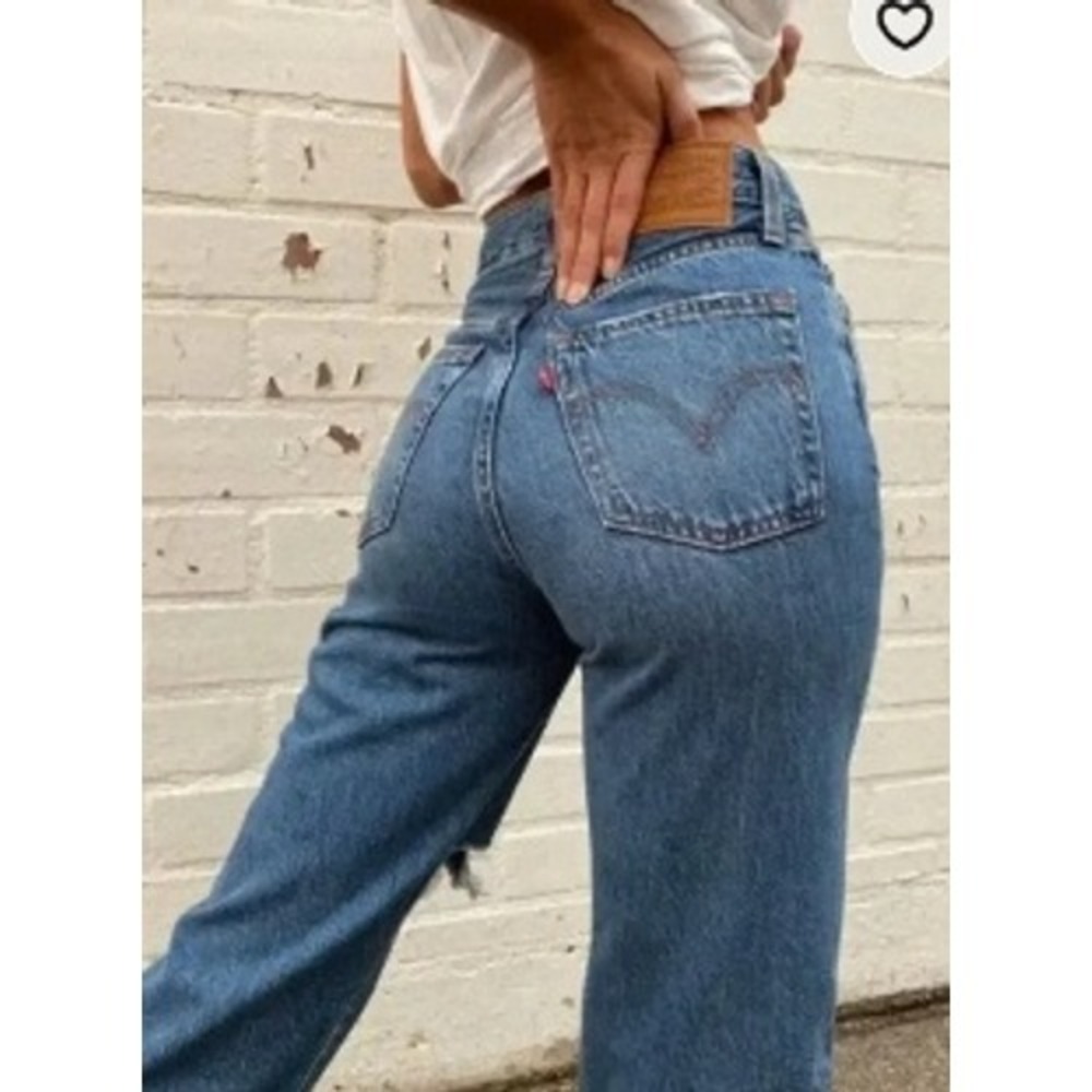 Levis Ribcage Straight Ankle Jeans Blue Medium Wash Denim Size 26 Button Fly